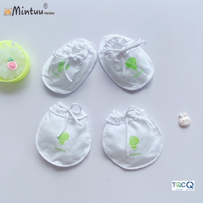 Bao tay chân cột dây trắng cho bé sơ sinh MINTUU