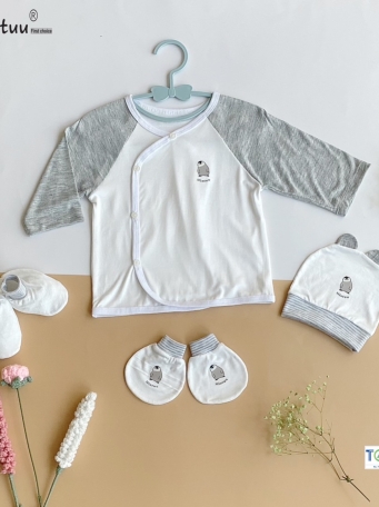 COMBO ÁO, MŨ, BAO TAY CHÂN SƠ SINH CHẤT LIỆU SỢI TRE CAO CÂP- THƯƠNG HIỆU MINTUU